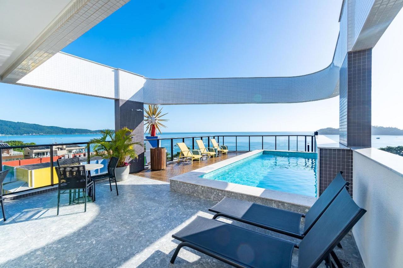 Aion Suites: Luxe Loft with Rooftop Pool Near Beach Bombinhas Exterior photo